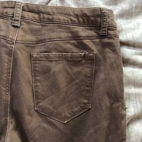 Brown Ripped Jeans - Picture 4 of 4